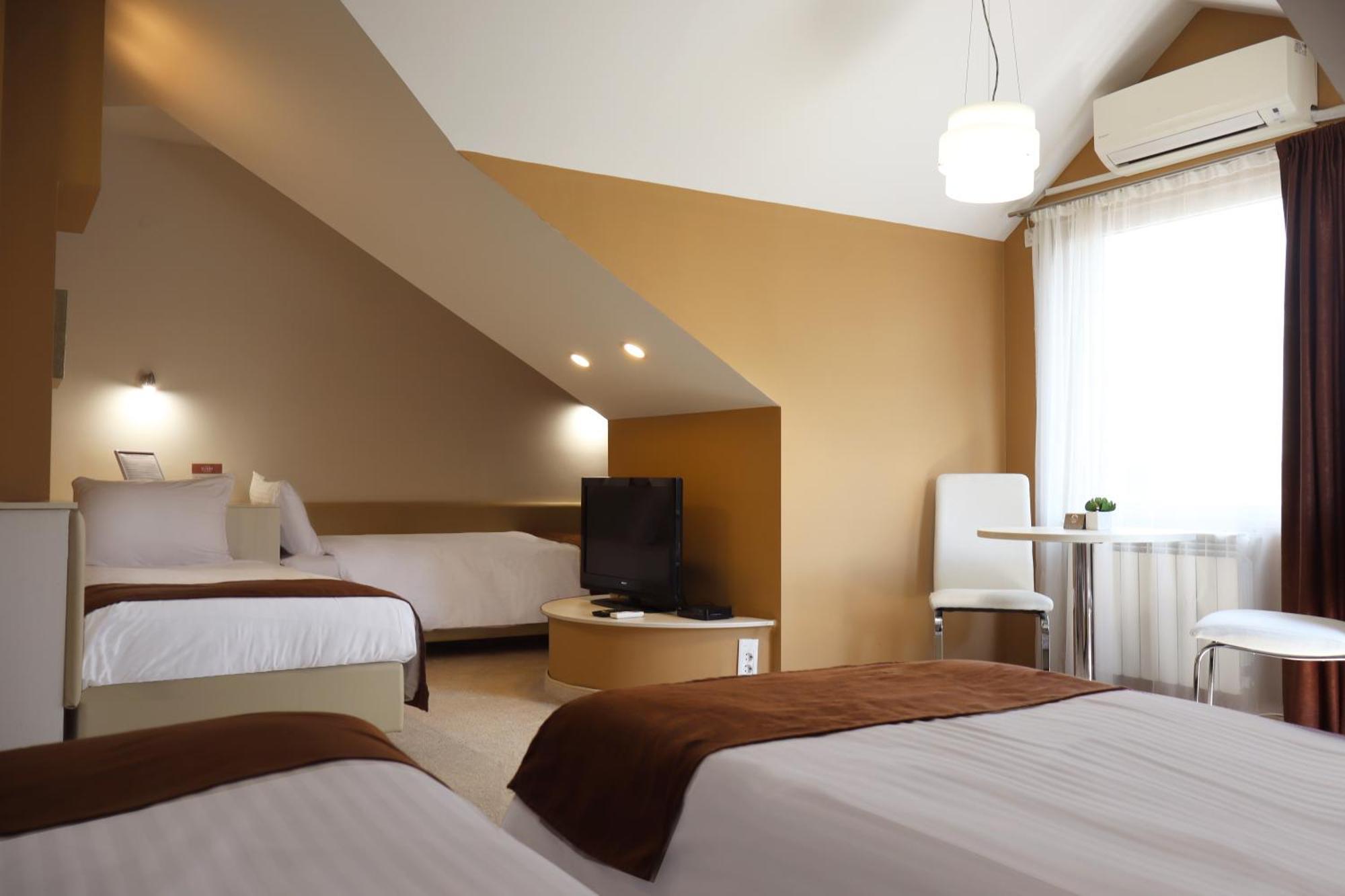 Sienna Apartments 스코페 외부 사진